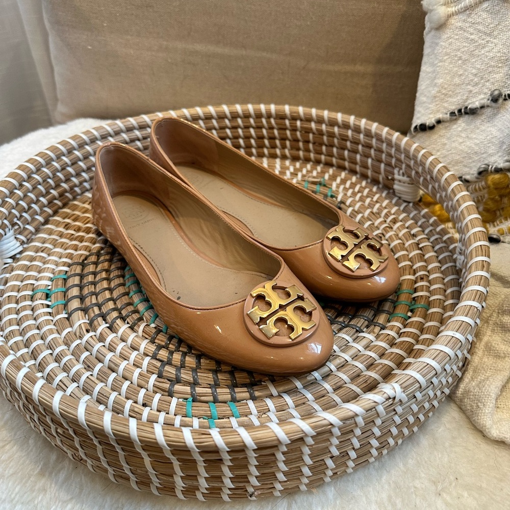 Excellent Condition Tory Burch Patent Leather Flats